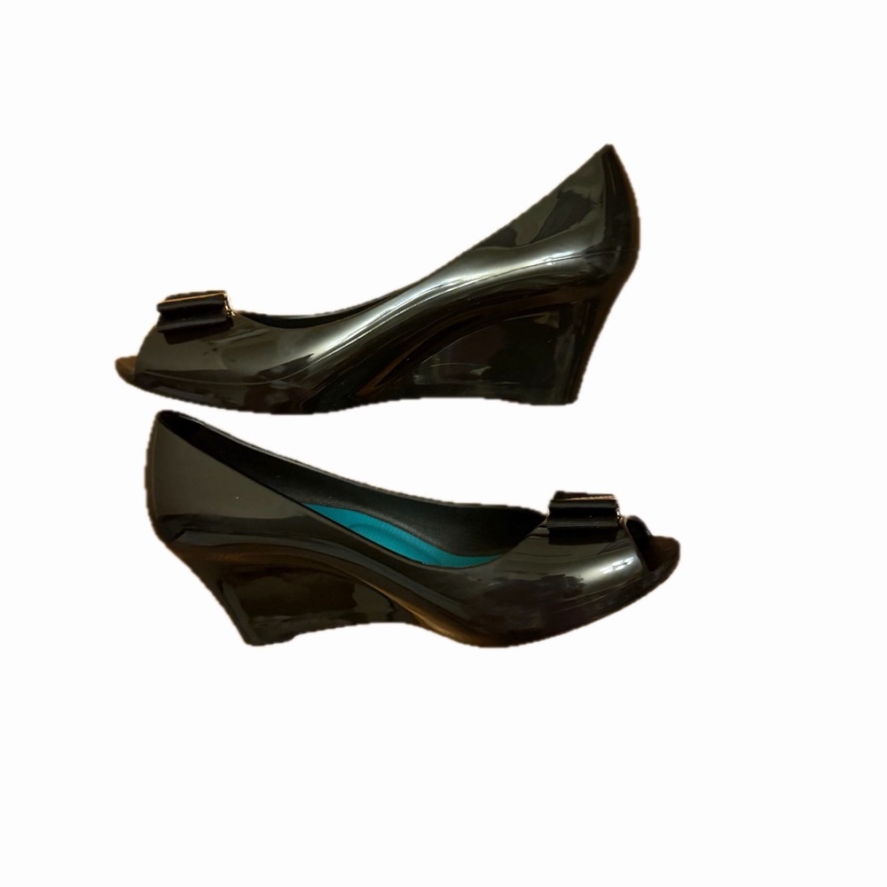 Oka-B Open-Toe Wedge Black Size 9